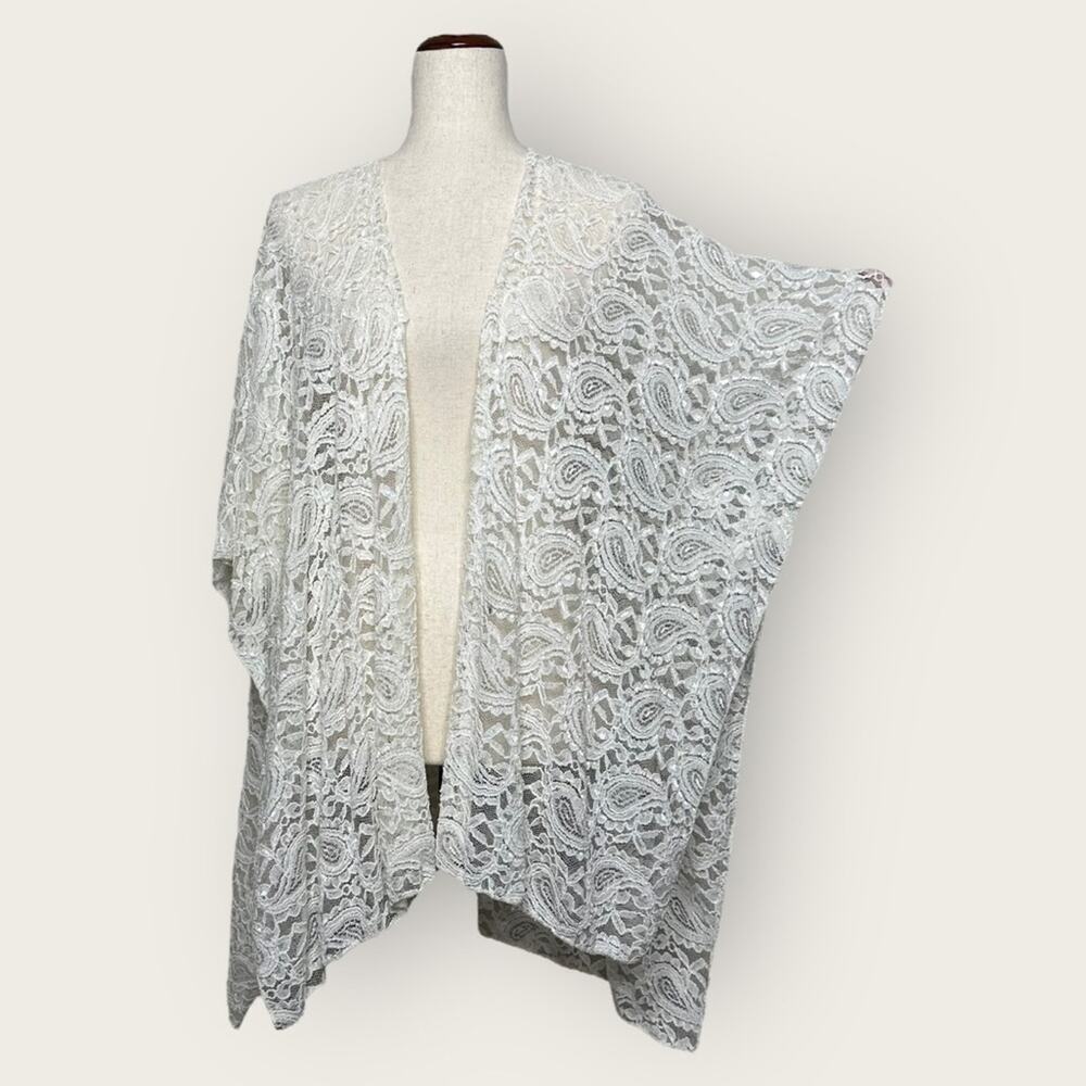 NWT | Mauve | Lace Kimono | White | Medium